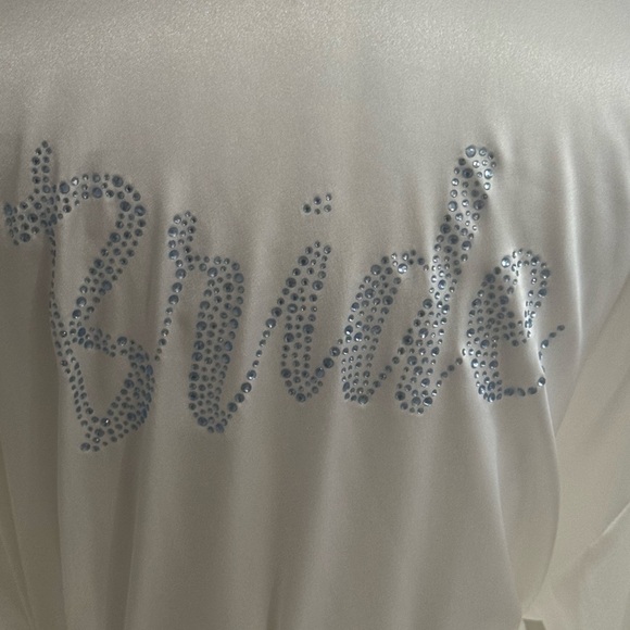 VICTORIA’S SECRET White Satin Bridal Wrap Kimono Robe Bride Blue Crystals OS S M - Picture 8 of 10